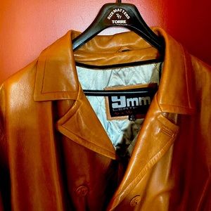 EUC MENS TAN 5xl LEATHER COAT.